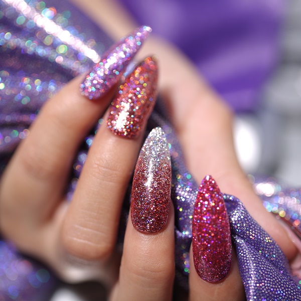 Conheça as unhas almond