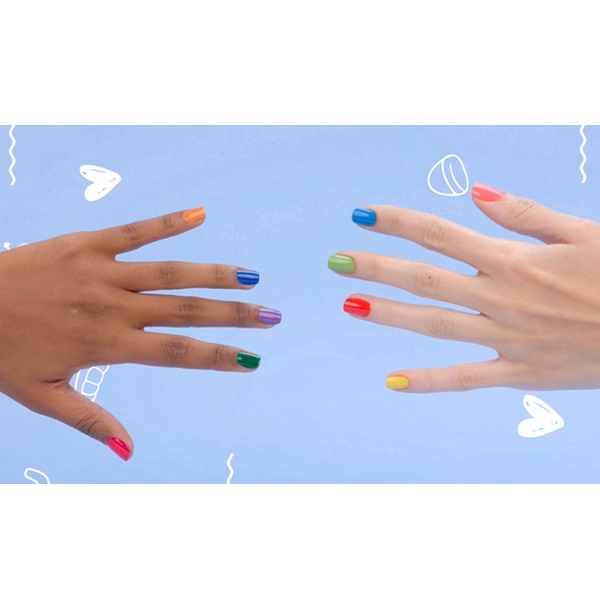 A coleção traz essências da trend kidcore