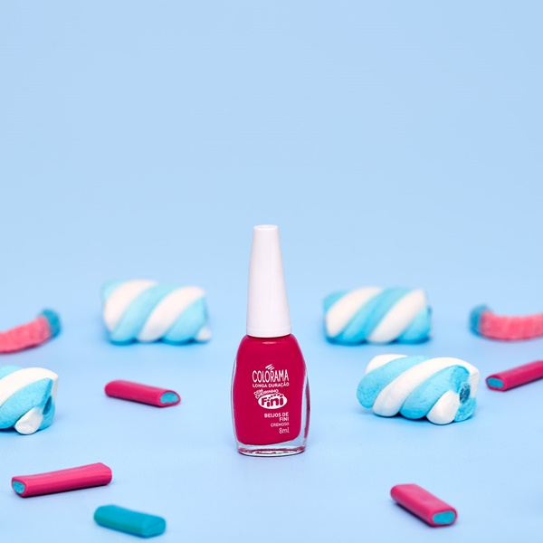 Experimente as novas cores de esmalte