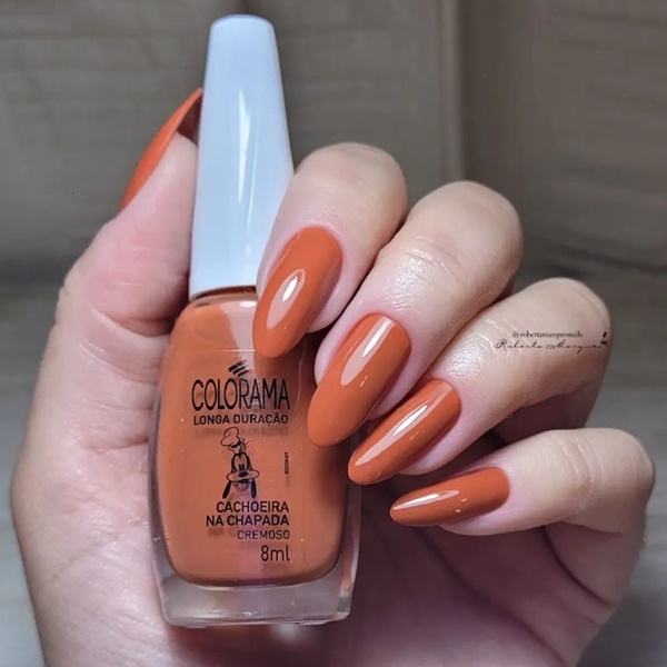 Esmalte marrom