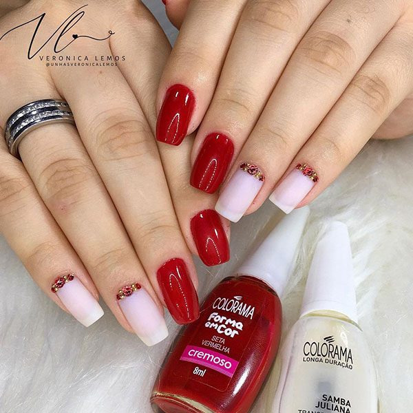 Unhas para natal com pedrarias