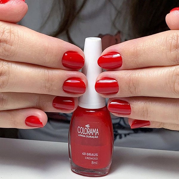 Unhas para natal vermelhas