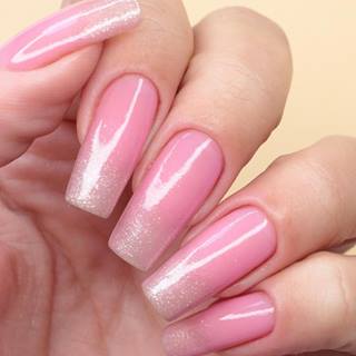 Unhas Lip Gloss: conheça a nova tendência de unha minimalistas