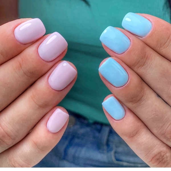 As unhas candy color carregam doçura e delicadeza