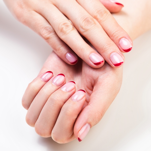 Unhas Postiças decoradas: minimalista