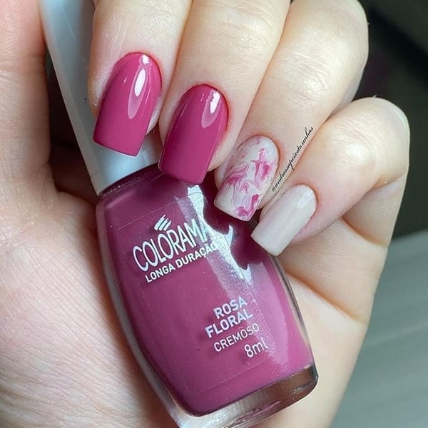 Qual cor combina com esmalte rosa?