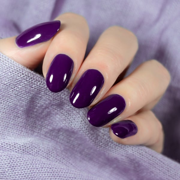 Esmalte efeito gel: qual a diferença e os benefícios?