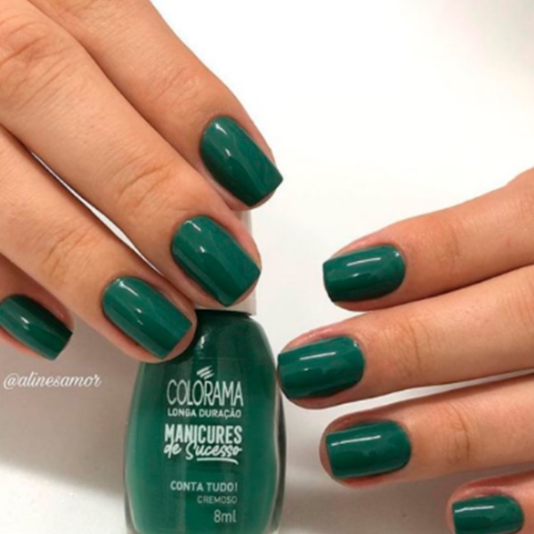 Esmalte verde escuro da Colorama