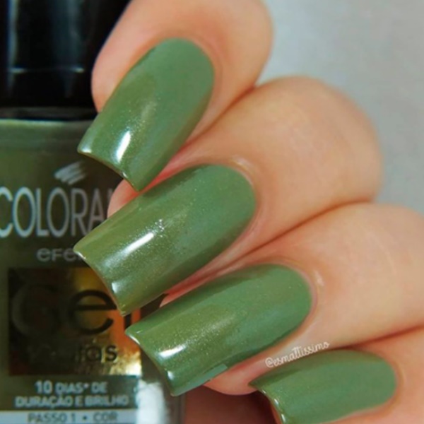 Esmalte verde militar da Colorama