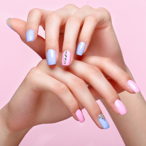 Confira inspirações para as suas unhas decoradas