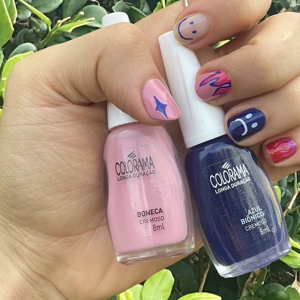 Unhas quadradas curtas