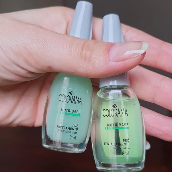 Conheça a linha de tratamento Colorama: a nutribase pró-fortalecimento e a pró-nivelamento